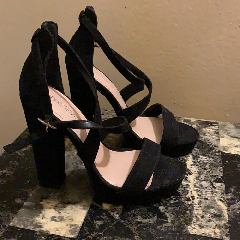 Never worn black heels - Picture 2 of 2